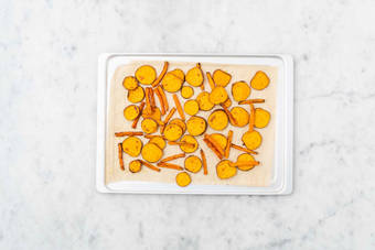 Enfourner les légumes