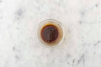 Make chili-hoisin sauce