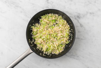 Cuire le riz pour risotto