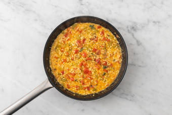 Ajouter les aromates