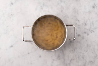 Lessare i tortiglioni