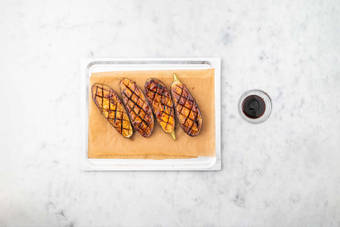 Adereza las berenjenas