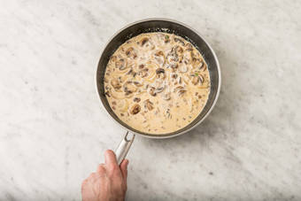 Rahmschwammerl vollenden