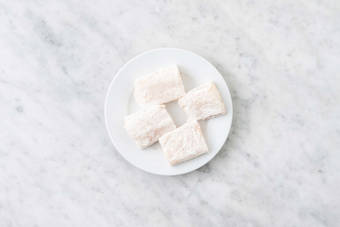 Infarinare il merluzzo