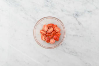 Tomatoes and Dressing Time