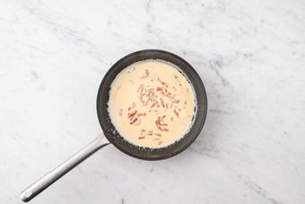 Make your Creamy Sauce