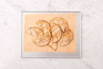 Enfourner les tortillas