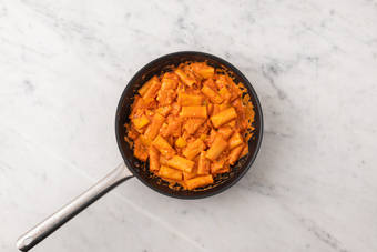 Blanda sauce och pasta