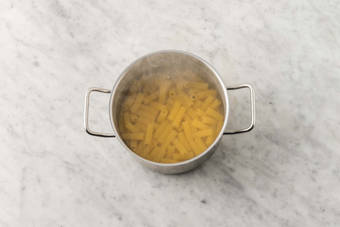 Lessare i tortiglioni