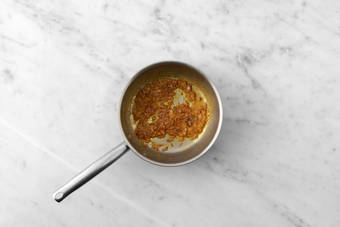 Cuire les épices vadouvan