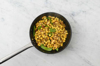 Cuire à la sauteuse