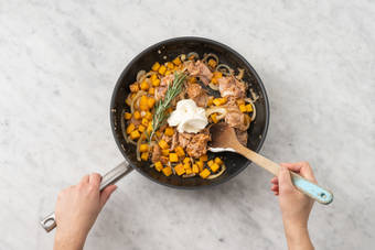 Pulled chicken bereiden