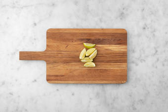 Couper le citron vert