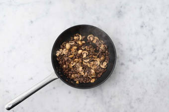 Fry the Mince and Veg