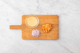 Make vinaigrette and prep