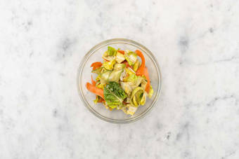 Assaisonner la salade