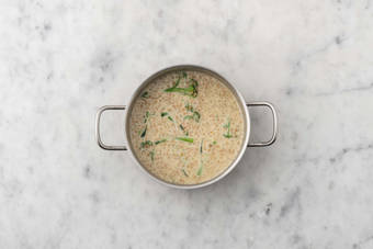 Ajouter le broccolini