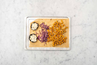 Préparer la garniture