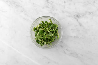 Assaisonner la salade