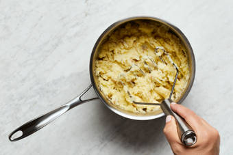 Make Mashed Potatoes