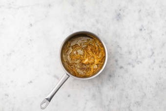 Fry and Spice the Onion