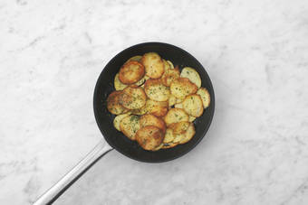 Cuire les pommes de terre