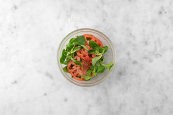 Preparare l'insalata