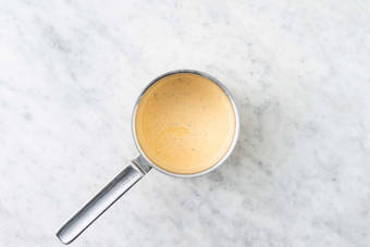 Réchauffer la sauce