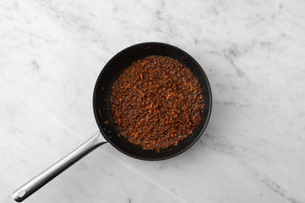 Tilsæt asiatisk woksauce