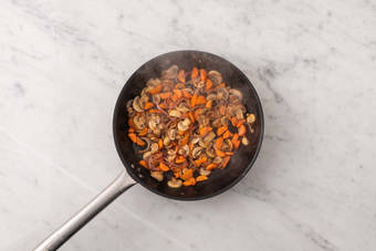 Cuire à la sauteuse