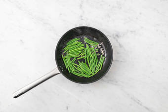 Poêler les haricots