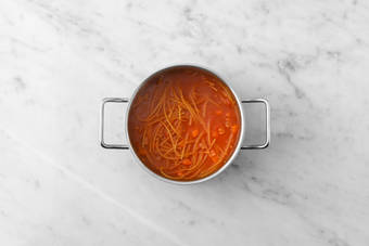 Spaghetti kochen