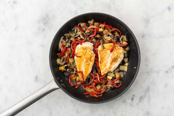 Cuire à la sauteuse