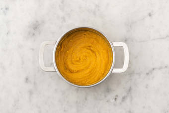 Preparare il purè di carote