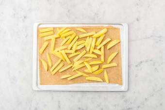 Enfourner les frites