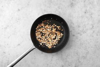 Torréfier les amandes