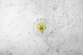 Faire la vinaigrette