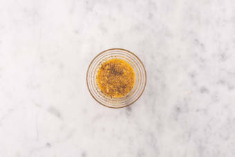 Faire la vinaigrette