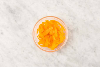 Prepara la zanahoria encurtida