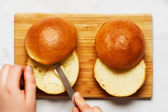 TOAST BUNS