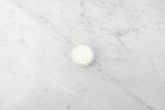 Kruidenyoghurt maken