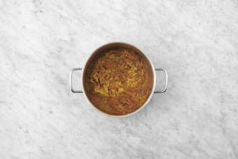 Combina los ingredientes