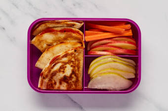 SERVE OR STASH LUNCH