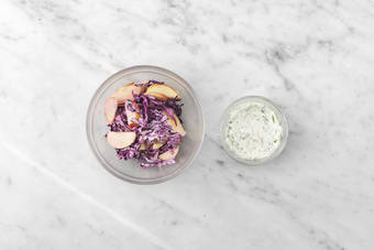 Lag salat og persilledressing