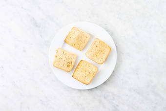 Knoflookbroodje maken