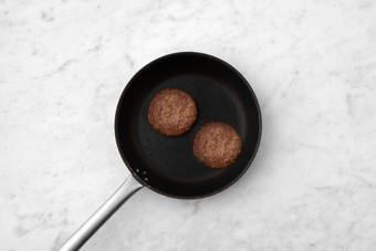 Vegetarische burger bakken