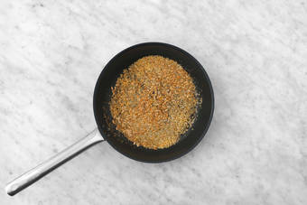 Rist panko og solsikkefrø