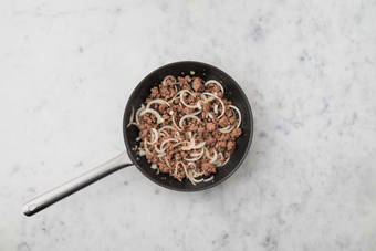 Hackfleisch anbraten