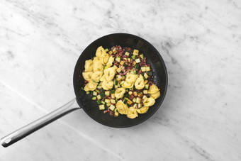 Tillsätt tortelloni