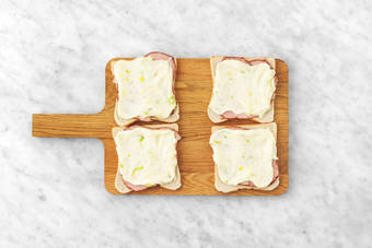 Former les croque-monsieur 